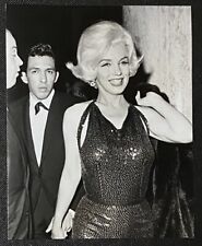 1962 Marilyn Monroe Original Photo Golden Globes Awards Candid Arrival Stamped picture