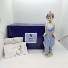 Lladró Pocket Full Of Wishes 7650 Figurine & Box Lladro picture