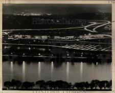 1950 Press Photo General view of the Pentagon in Washington, D.C. at night picture