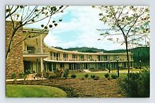 Postcard Oregon Coburg OR Country Squire Motel 1960s Unposted Chrome picture