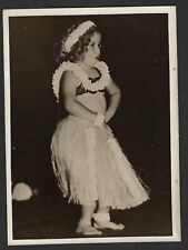 HOLLYWOOD SHIRLEY TEMPLE ACTRESS VTG 1935 ORIGINAL PHOTO picture