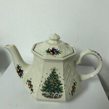 Christmas Teapot- Sadler- England. picture