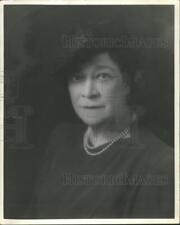 1941 Press Photo Mrs. Charles Warren picture