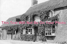 WO 1203 - Mrs Medlicotts Grocer Shop, Halesowen, Worcester, Worcestershire picture