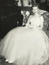 O9 Photograph Young Woman 1950s Dance Dress picture