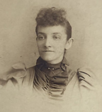 Cabinet Card Victorian Era Woman - Huntingdon PA - Circa 1880’s picture