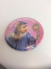 Miss Piggy Hallmark 1981 Button Pin Brains Are Beautiful Graduation NOS picture