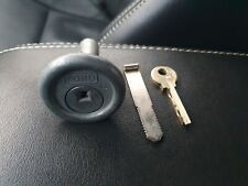 Ford Gumball Machine F50 Key & Lock & Locking bar/pin     picture