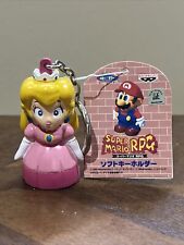 Nintendo Banpresto SUPER MARIO RPG Vinyl Keyring Princess Peach - MWT, RARE picture