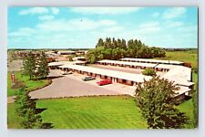 Postcard Minnesota Wadena MN Twin Spruce Motel Aerial 1960s Unposted Chrome picture