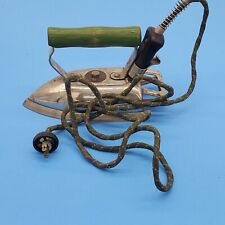 VINTAGE WESTINGHOUSE AUTOMATIC IRON  With Detachable cord 600 Watts it works picture