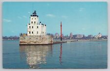 1960 Postcard Milwaukee Breakwater Light At The Entrance To Port  Wisconsin  WI picture