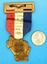 1946 WW1 VETERANS of FOREIGN WARS ENCAMPMENT MEDAL RIBBON BADGE - WISCONSIN ORIG picture