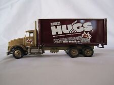 Winross 1993 HERSHEY'S HUGS Kenworth Straight Truck picture