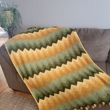 Vtg 70's Afghan Blanket Throw 40” x 64” Handmade Zig Zag Crochet Retro Fringe  picture