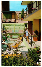 Vintage Postcard 1958 Curtis Motor Lodge Minneapolis MN People Swimming-J2-11 picture