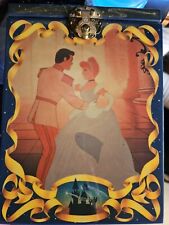 VINTAGE WALT DISNEY CINDERELLA MUSICAL JACK IN THE BOX LIMITED EDITION #681 picture