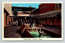 Lloyd Center Portland Oregon Fountain Splash Fountain West Concourse Postcard picture