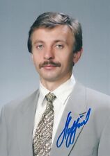 5x7 Original Autographed Photo of Russian Cosmonaut Aleksandr Lazutkin picture