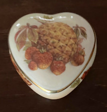 Vintage Palissy Heart Trinket Fruit Box With Gold Gild Rims. Royal Worcester Co. picture