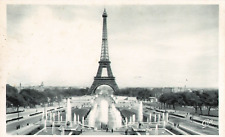 CP PARIS FONTAINES DU PALAIS DE CHAILLOT ET EIFFEL TOWER - 33576 picture