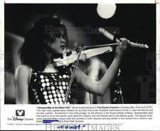 1996 Press Photo Violinist Vanessa-Mae at Albert Hall in Disney Channel Special picture