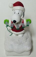 2015 Hallmark Peanuts Gang Snoopy Christmas Interactive Light Show Music- Tested picture