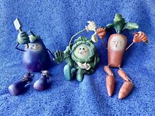 Lot 3 VTG Anthropomorphic Vegetable Shelf Sitters Resin Carrot Eggplant Cabbage picture