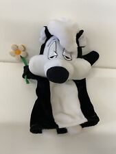 VTG 1996 Pepe Le Pew Puppet Skunk Warner Applause Looney Tunes, GUC picture