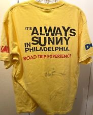 Cast signed Always Sunny in Philadelphia shirt Rob McElhenney Howerton Olson JSA picture