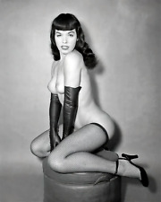BEAUTIFUL BETTIE PAGE 8X10 Glossy Photo picture
