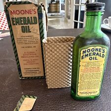 FULL MOONE'S EMERALD OIL MED BOTTLE GREEN ROCHESTER NY IN BOX picture