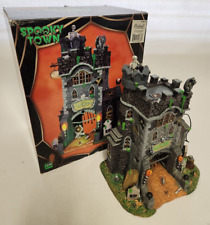 Halloween Village CARNIVAL GATE LEMAX Spooky Town Gate House 4.5V picture