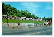 1950 Dude Motel, Located 3 Miles Northwest of Chattanooga, Tennessee Postcard picture