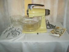 Vintage 1970's SUNBEAM DELUXE 12 Speed Mixmaster picture