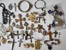 CATHOLIC RELIGIOUS LOT VINTAGE CROSSES CRUCIFIXES  MEDALS CROSS  picture
