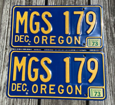 1972-1973 OREGON  LICENSE PLATE PAIR MGS179 picture