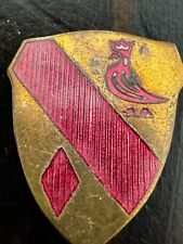 Vintage US Army 19th Field Artillery Regiment Pin Back DUI picture