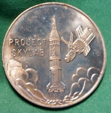 Large Vintage NASA Medal Token SKYLAB-1 PROJECT Rocket Launch original packaging picture