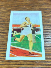 1956 Roger Bannister #7 English Cadet Sweets Card - 1-5/16