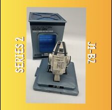Disney Galaxy’s Edge Star Wars Droid Depot Mystery Crate Figure J1-B2 Series 2 picture
