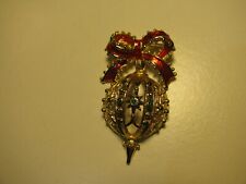 VINTAGE SIGNED ALI ENAMEL ORNATE ELABORATE CHRISTMAS BALL & BOWTREE ORNAMENT PIN picture