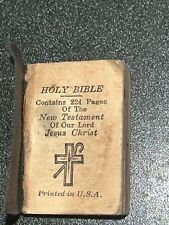 Vintage New Testament Minature Bible picture