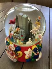 2001 Twin Towers WTC NYC Macy’s 75th Anniversary Snow Globe Thanksgiving Day Par picture