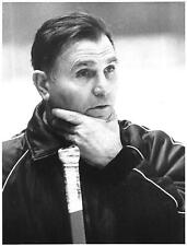 1989 Press Photo COACH VICTOR TIKHONOV Soviet Ice Hockey training Helsinki kg picture
