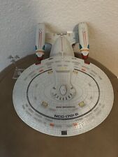 1992 Playmates Paramount Star Trek USS Enterprise NCC-1701-D Ship with Fighters picture