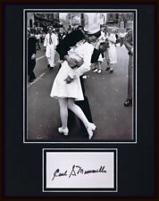 Carl Muscarello VJ Day Kissing Sailor Signed Framed 11x14 Photo Display  picture
