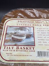 Heritage Mint Canadian Maple Recipe Box Basket w/ Lid & Reversible Cloth Liner picture