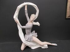 NAO by Lladro Ballet Dancer with Veil 13