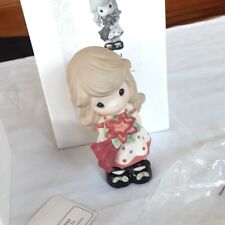 Precious Moments Figurine Wishing You Beautiful Christmas 2016 Gift of Love  picture